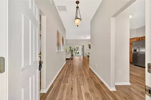 17101 SE 94th Berrien Ct, The Villages, FL 32162 - Photo 6