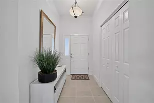 6305 Danielson Loop, The Villages, FL 32163 - Photo 4