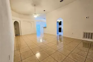 921 Bristle Cone Ct, Minneola, FL 34715 - Photo 2