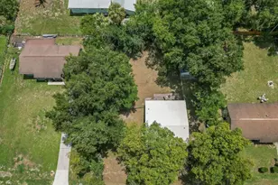 706 N Old Wire Rd, Wildwood, FL 34785 - Photo 24