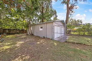 706 N Old Wire Rd, Wildwood, FL 34785 - Photo 20