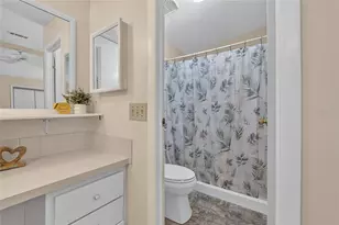 1736 Pebble Beach Ln, The Villages, FL 32159 - Photo 32