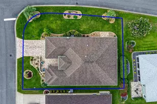 2947 Rain Lily Loop, The Villages, FL 32163 - Photo 2