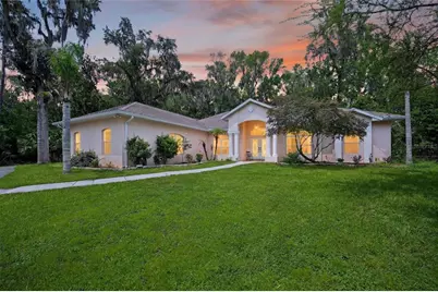 19040 NW 88th Avenue Road, Reddick, FL 32686 - Photo 1