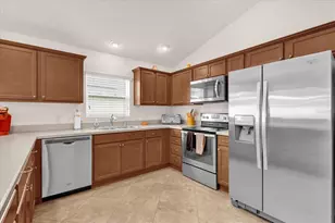 2850 Charlevoix St, The Villages, FL 32163 - Photo 2