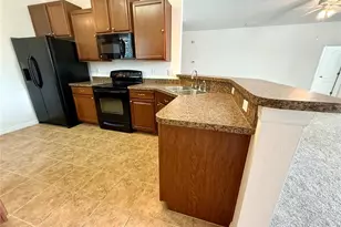 2616 Walden Woods Dr, Plant City, FL 33566 - Photo 8