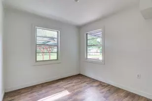 813 NW 5th St, Webster, FL 33597 - Photo 12