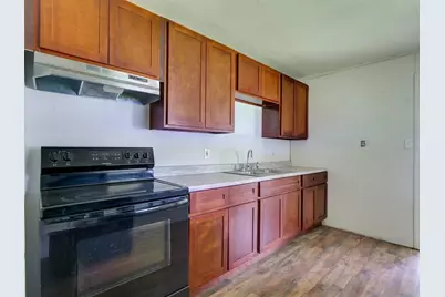 813 NW 5th Street, Webster, FL 33597 - Photo 6