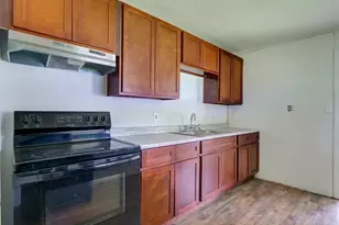 813 NW 5th St, Webster, FL 33597 - Photo 6