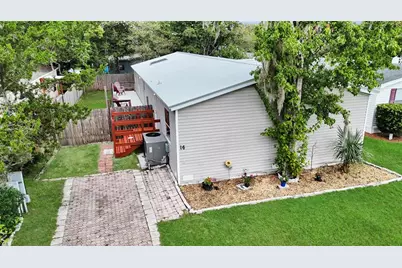 16 Cayman Circle, Umatilla, FL 32784 - Photo 2