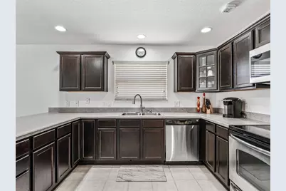 764 Baisley Trail, The Villages, FL 32162 - Photo 4