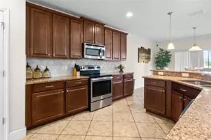 301 Sparrow Hawk Dr, Groveland, FL 34736 - Photo 12