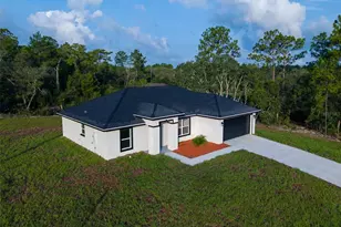 2902 W Edison Pl, Dunnellon, FL 34433 - Photo 2