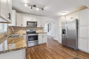 306 S Disston Ave, Minneola, FL 34715 - Photo 8
