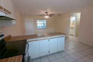 824 N St Clair Abrams Ave, Tavares, FL 32778 - Photo 12