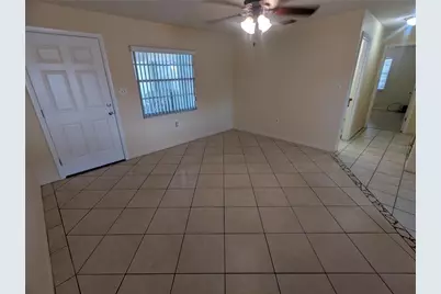 824 N Saint Clair Abrams Avenue, Tavares, FL 32778 - Photo 6