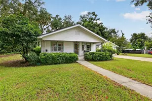 605 Stanley Ave, Wildwood, FL 34785 - Photo 1