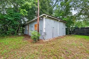 605 Stanley Ave, Wildwood, FL 34785 - Photo 24