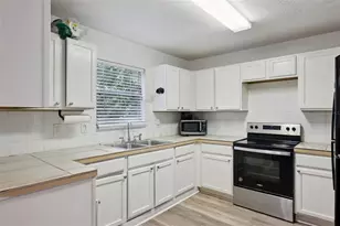 4532 Huppel Ave, Orlando, FL 32811 - Photo 12