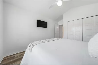 2006 Oppenheimer Court, The Villages, FL 34762 - Photo 28
