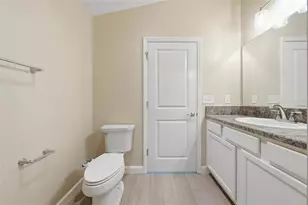 302 Zingale Ln, The Villages, FL 32163 - Photo 24