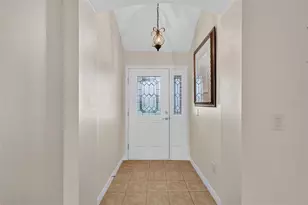 1557 Oak Forest Dr, The Villages, FL 32162 - Photo 4