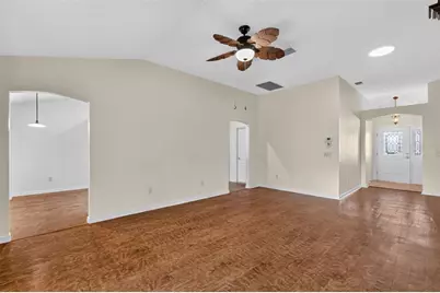 1557 Oak Forest Drive, The Villages, FL 32162 - Photo 18