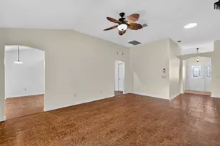 1557 Oak Forest Dr, The Villages, FL 32162 - Photo 18