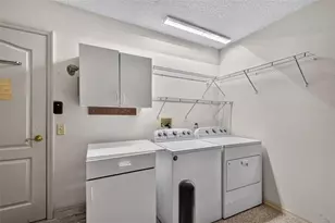 1557 Oak Forest Dr, The Villages, FL 32162 - Photo 44