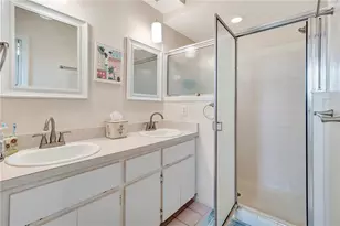 21707 Queen Mary Ct, Leesburg, FL 34748 - Photo 18