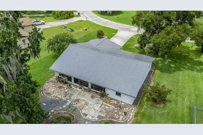 12185 SE 61st Court, Belleview, FL 34420 - Photo 32