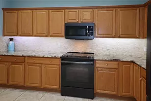 11735 SE 91st Cir, Summerfield, FL 34491 - Photo 18