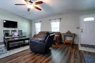 25305 SW 16 Ave, Newberry, FL 32669 - Photo 2