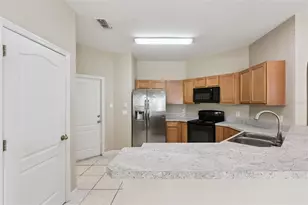 1324 Kellogg Dr, Tavares, FL 32778 - Photo 14