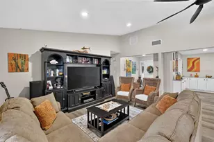 2115 Suzanne Dr, Mount Dora, FL 32757 - Photo 8