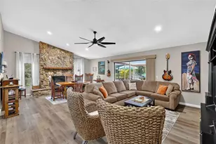 2115 Suzanne Dr, Mount Dora, FL 32757 - Photo 6