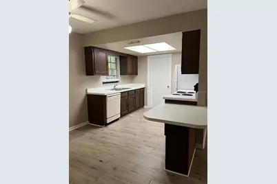 1506 E 1st Avenue, Mount Dora, FL 32757 - Photo 4