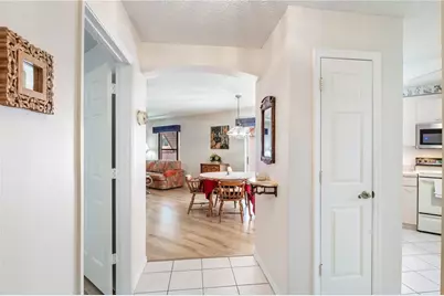 631 Enconto Street, The Villages, FL 32159 - Photo 8
