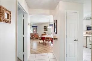 631 Enconto St, The Villages, FL 32159 - Photo 8