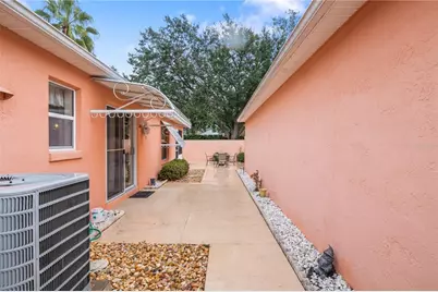 631 Enconto Street, The Villages, FL 32159 - Photo 24