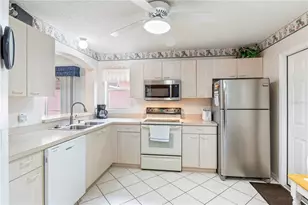 631 Enconto St, The Villages, FL 32159 - Photo 6