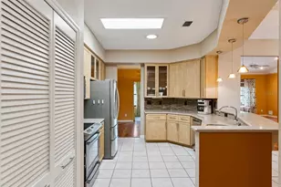 21815 Tartan St, Leesburg, FL 34748 - Photo 14