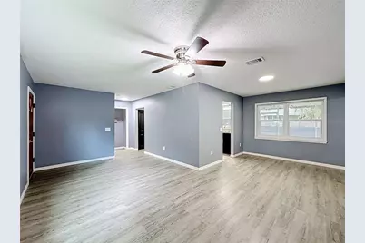 1218 Cr 450, Lake Panasoffkee, FL 33538 - Photo 4