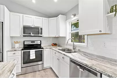 5101 Lake Griffin Road, Lady Lake, FL 32159 - Photo 20