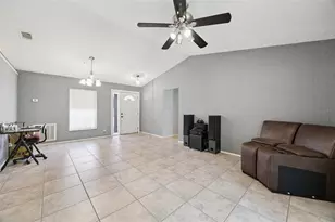 3706 Valencia Grove Ln, Orlando, FL 32817 - Photo 12