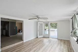 13602 Palm Dr, Astatula, FL 34705 - Photo 8