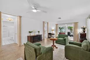 954 Avalon Ave, Lady Lake, FL 32159 - Photo 14