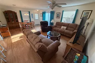 2318 Oak Bend Pl, The Villages, FL 32162 - Photo 6