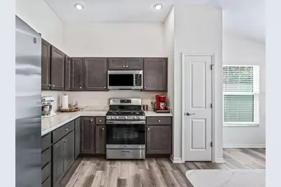 4438 Cameo Circle, The Villages, FL 32163 - Photo 14