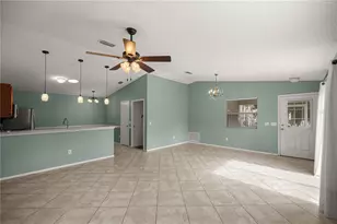 272 Emmalee Pl, The Villages, FL 32162 - Photo 8